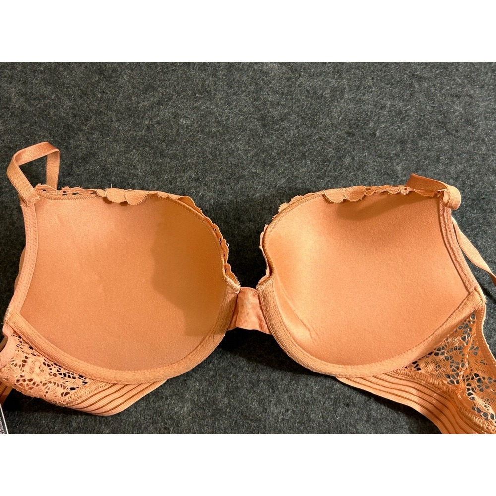 Victoria Secret Size 32D Very Sexy Push-Up Peach‎ Lace Push Up Bra - Picture 5 of 7